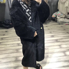 Load image into Gallery viewer, PUDI 2020 new women fashion real sheep fur over coat girl leisure solid teddy color jacket overcoats ct817
