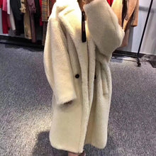 Load image into Gallery viewer, PUDI 2020 new women fashion real sheep fur over coat girl leisure solid teddy color jacket overcoats ct817
