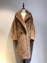 Load image into Gallery viewer, Women&#39;s Coat Teddy Bear Fur Coat Women Alpaca Coat Women Wool Coat Loose Coats Winter Warm Thicken Coat Women Classic Red Coat
